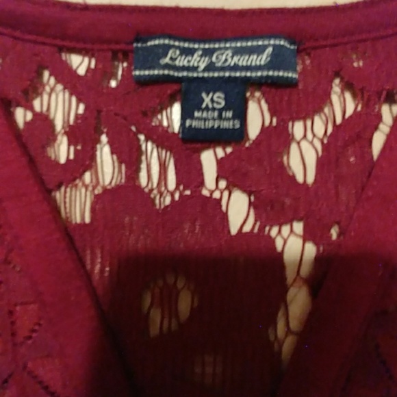 🍀Lucky Brand Wine 🍷Lace Top - Picture 5 of 5